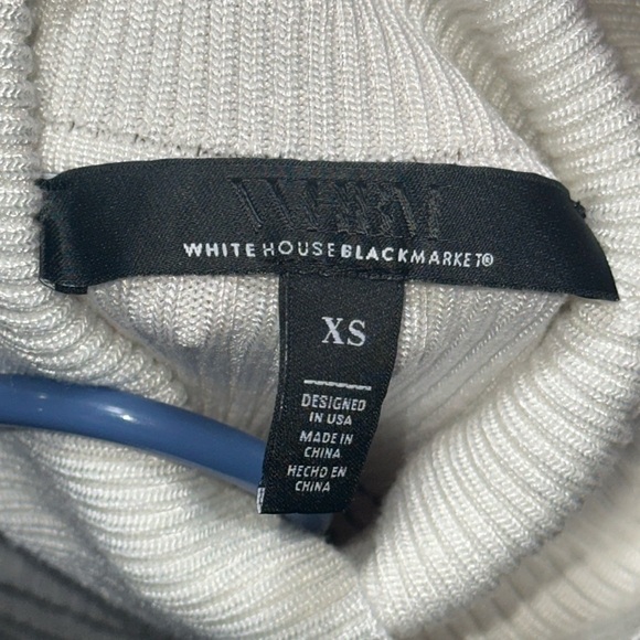 WHITE HOUSE | BLACK MARKET Striped Turtle Neck Sweater Size XS - Picture 3 of 3